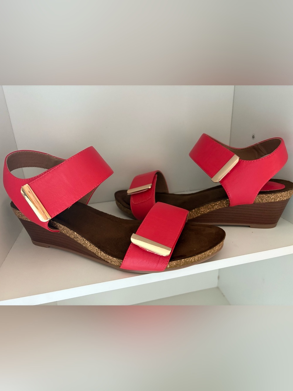 Classics Women's Coral/Salmon Sandals by Comfort